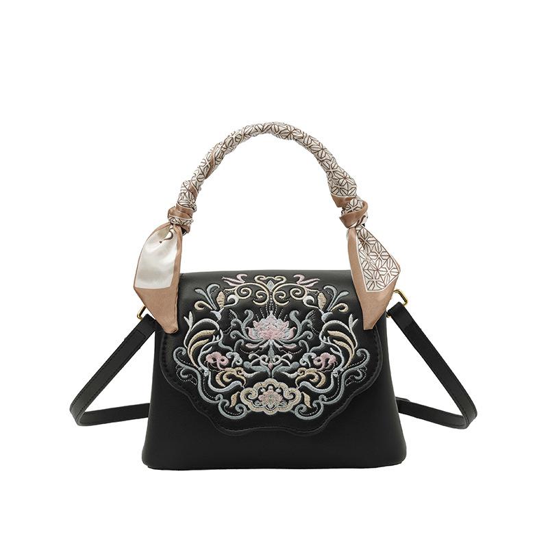 Crossbody Bag Spring and Summer New Style Chinese Embroidery Bag Crossbody Bag Women s Niche Design Sense Women s Handbag чорний
Crossbody Bag Spring and Summer New Style Chinese Embroidery Bag Crossbody Bag Women s Niche Design Sense Women s Handbag чорний
