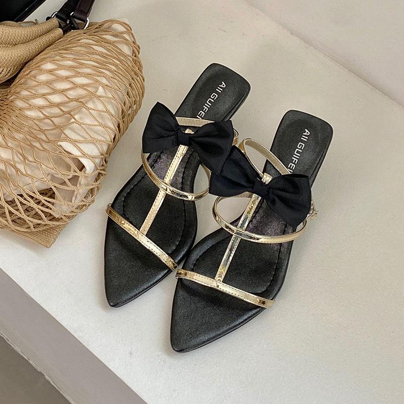 Модные туфли-лодочки на среднем каблуке с элегантным бантом-бабочкой, женская обувь с Т-образным ремешком, модная обувь с острым носком, женские туфли на каблуке 5 см 35 чёрный
Модные туфли-лодочки на среднем каблуке с элегантным бантом-бабочкой, женская обувь с Т-образным ремешком, модная обувь с острым носком, женские туфли на каблуке 5 см 35 чёрный