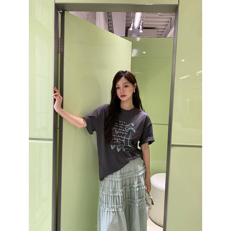 2025 Summer French G Elk Print Round Neck Loose Women s Cotton T-shirt Free Size сірий колір
2025 Summer French G Elk Print Round Neck Loose Women s Cotton T-shirt Free Size сірий колір