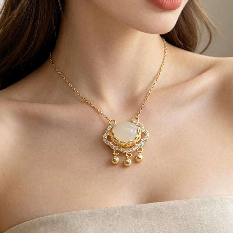 Lock Pendants Necklaces for Women Rhinestone Hollow Cloud Creative Geometric Statement Women s Necklaces new fashion Zircon
Lock Pendants Necklaces for Women Rhinestone Hollow Cloud Creative Geometric Statement Women s Necklaces new fashion Zircon