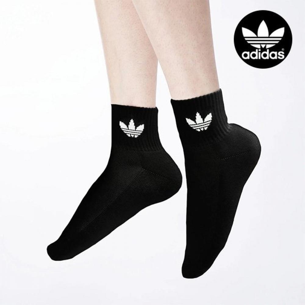 Adidas Adidas Original Trefoil Мужчины Женщины Носки по щиколотку 3 Pack Set Black FM0643
Adidas Adidas Original Trefoil Мужчины Женщины Носки по щиколотку 3 Pack Set Black FM0643