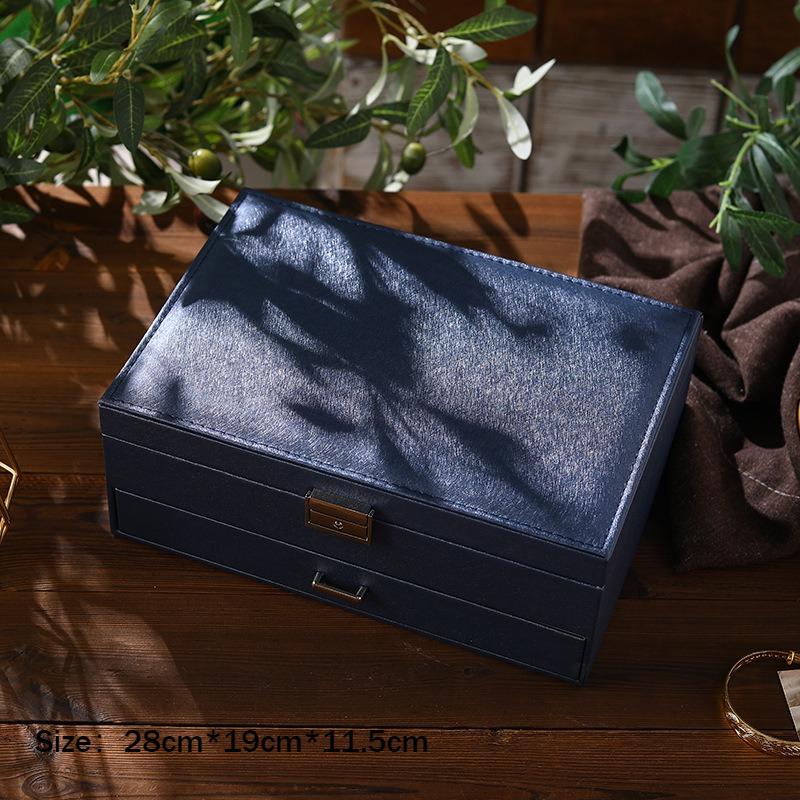 Leather Jewelry Box Earrings Rings Jewellery Display Case Flip Cover Necklace Storage Boxes Drawer Bracelet Organizer Cases темно-синього кольору
Leather Jewelry Box Earrings Rings Jewellery Display Case Flip Cover Necklace Storage Boxes Drawer Bracelet Organizer Cases темно-синього кольору