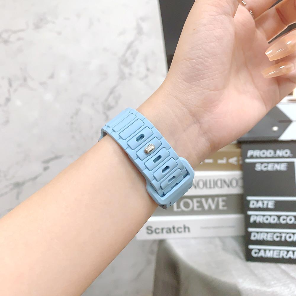 For Apple Watch 10 46mm/Ultra 2/Ultra 49mm/9 8 7 45mm/SE (2023) SE (2022) SE 6 5 4 44mm/3 2 1 42mm Silicone Watch Band Rose Pink
For Apple Watch 10 46mm/Ultra 2/Ultra 49mm/9 8 7 45mm/SE (2023) SE (2022) SE 6 5 4 44mm/3 2 1 42mm Silicone Watch Band Rose Pink