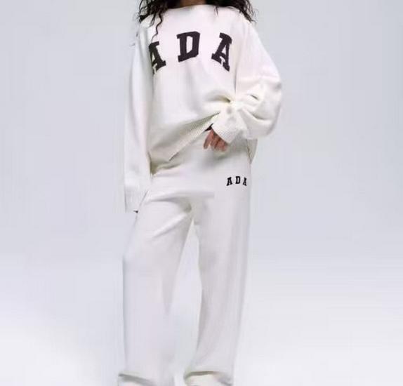 ADA Europe Women s Round Neck Letter Print Long Sleeve Hoodie & Casual Knitwear Sweater Set, Autumn/Winter Collection L белый
ADA Europe Women s Round Neck Letter Print Long Sleeve Hoodie & Casual Knitwear Sweater Set, Autumn/Winter Collection L белый