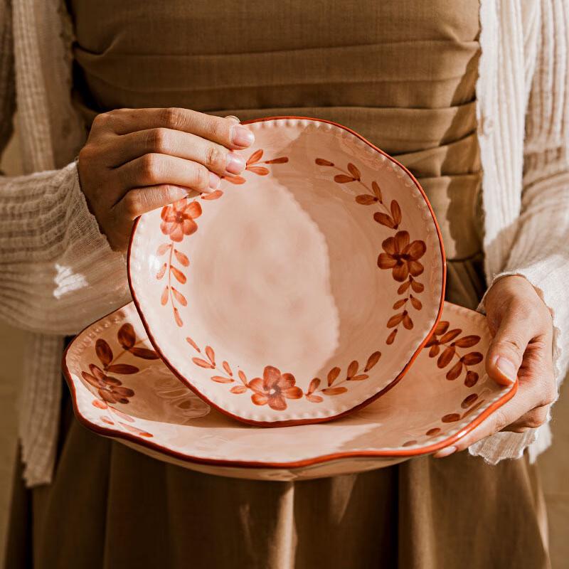 Deou Xingguang Ceramic Pink Lace Plate
Deou Xingguang Ceramic Pink Lace Plate