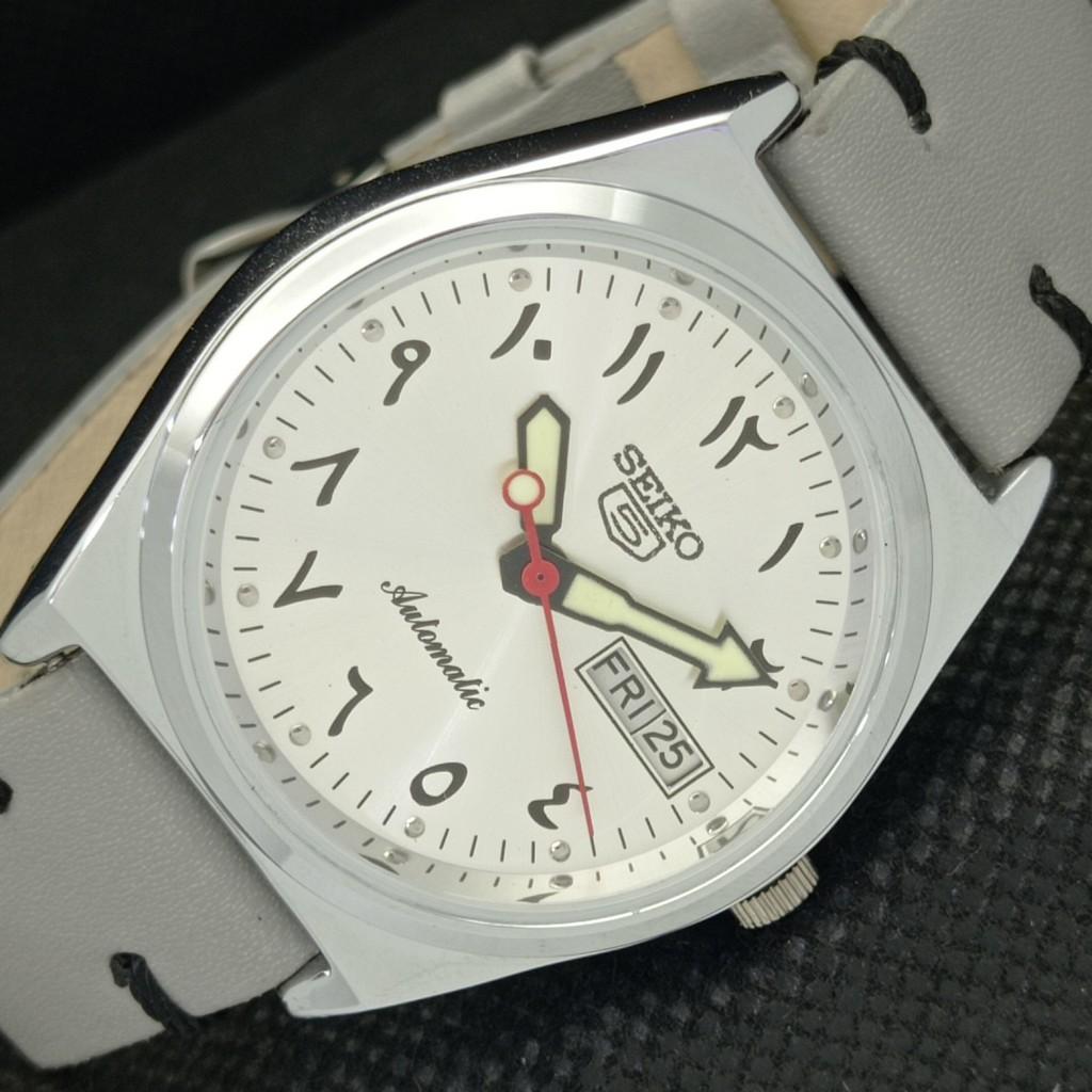ВОССТАНОВЛЕННЫЕ ВИНТАЖНЫЕ SEIKO 5 AUTO 6309A ЯПОНИЯ МУЖСКИЕ АРАБСКИЕ ЧАСЫ 583c-a306575-2 SKU583c-a306575
ВОССТАНОВЛЕННЫЕ ВИНТАЖНЫЕ SEIKO 5 AUTO 6309A ЯПОНИЯ МУЖСКИЕ АРАБСКИЕ ЧАСЫ 583c-a306575-2 SKU583c-a306575