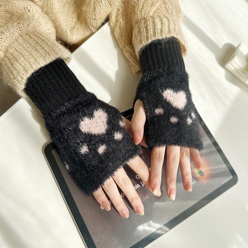 Korean Version of Cute Cat Paw Print Half Finger Plush Gloves Autumn and Winter Student Writing Warm Thickened Wrist Protecting Fingerless Gloves One Size
Korean Version of Cute Cat Paw Print Half Finger Plush Gloves Autumn and Winter Student Writing Warm Thickened Wrist Protecting Fingerless Gloves One Size