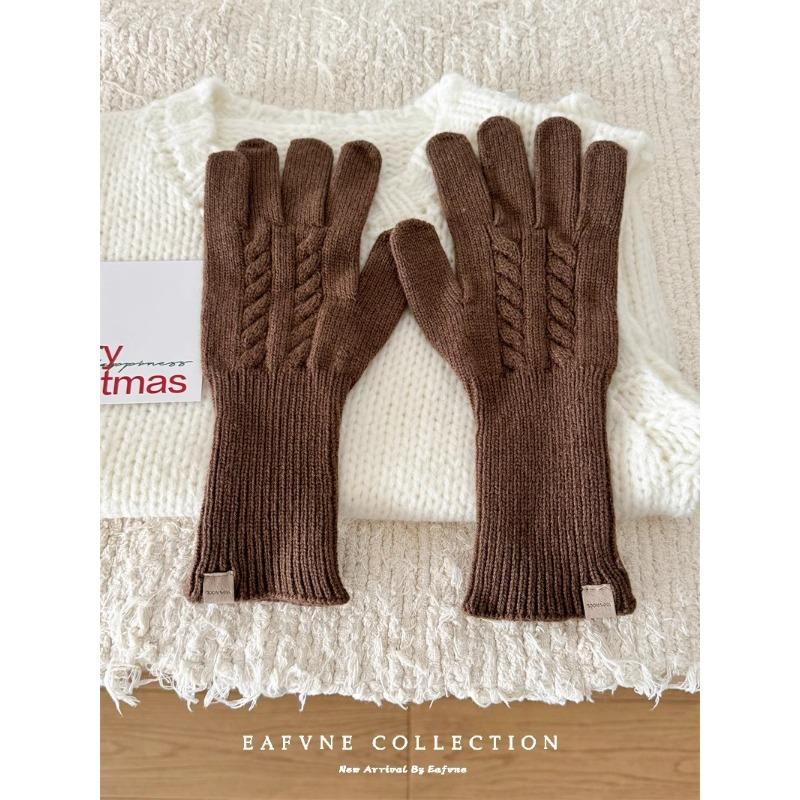 Женские перчатки из австралийской чистой шерсти для осени и зимы, вязаные из крученой пряжи, парные, для велоспорта, теплые, утолщенные, новый стиль с нитями
Женские перчатки из австралийской чистой шерсти для осени и зимы, вязаные из крученой пряжи, парные, для велоспорта, теплые, утолщенные, новый стиль с нитями