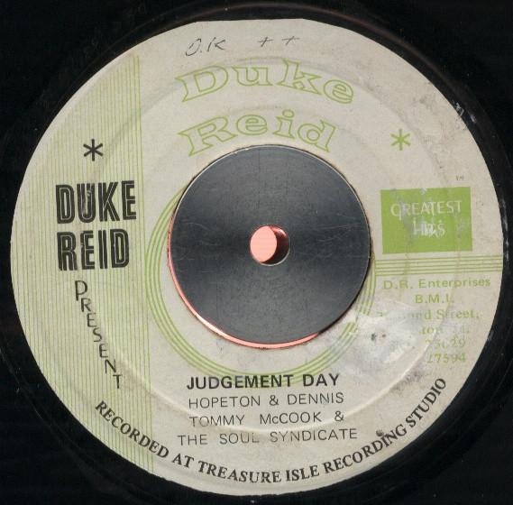 7-дюймовая пластинка HOPETON LEWIS & DENNIS ALCAPONE / E - Судный день / Версия День TIS081 Duke Reid Great - Япония Регги, Ска и Даб Б/У
7-дюймовая пластинка HOPETON LEWIS & DENNIS ALCAPONE / E - Судный день / Версия День TIS081 Duke Reid Great - Япония Регги, Ска и Даб Б/У
