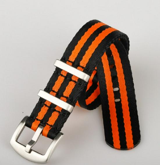 Нейлоновий ремінець для годинника НАТО в різнокольорову смужку, універсальний цілісний, з трьома кільцями, 20/22 мм для чоловіків та жінок. 22mm
Нейлоновий ремінець для годинника НАТО в різнокольорову смужку, універсальний цілісний, з трьома кільцями, 20/22 мм для чоловіків та жінок. 22mm