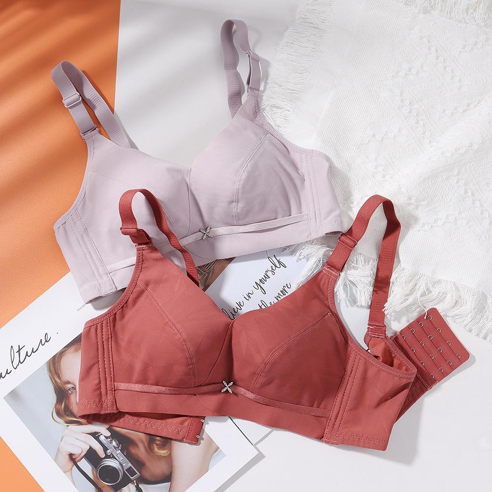 New bra without steel ring hole cup, young women s bra, small chest gathered and adjusted women s underwear, women s thin style
New bra without steel ring hole cup, young women s bra, small chest gathered and adjusted women s underwear, women s thin style
