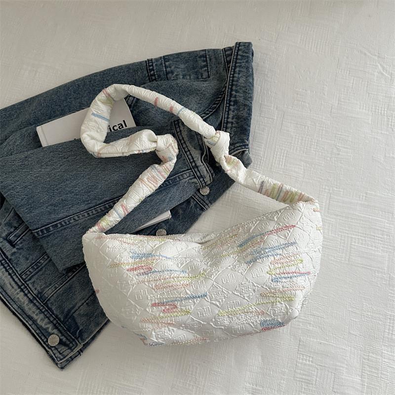 Stylish 2024 Nylon Fabric Shoulder Bag With Trendy Striped Design For Everyday Use
Stylish 2024 Nylon Fabric Shoulder Bag With Trendy Striped Design For Everyday Use