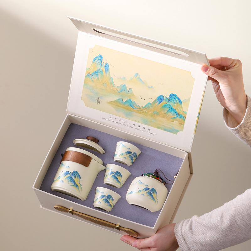 Business company festival gift set, thousands of miles of Jiangshan gift box, tea set, car enterprise activities to send customers gifts
Business company festival gift set, thousands of miles of Jiangshan gift box, tea set, car enterprise activities to send customers gifts