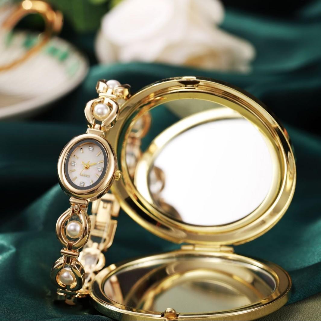 Retro Niche Medieval Watch Light Luxury Temperament Small Dial Bracelet Women s Watch
Retro Niche Medieval Watch Light Luxury Temperament Small Dial Bracelet Women s Watch