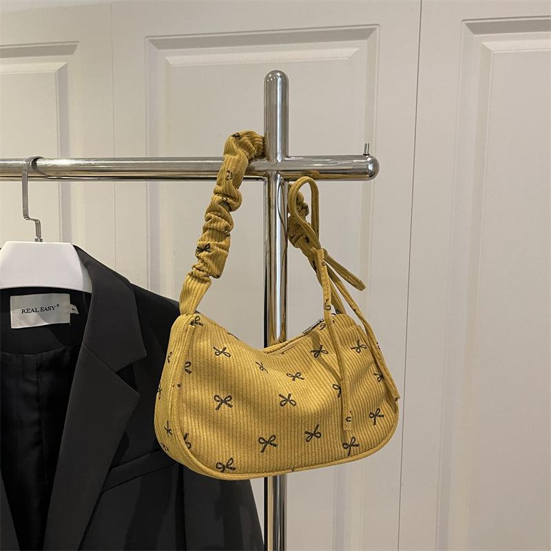 Женская сумка подмышку, новая модная милая вельветовая сумка с бантом, универсальная сумка через плечо, повседневная сумка на плечо жёлтый
Женская сумка подмышку, новая модная милая вельветовая сумка с бантом, универсальная сумка через плечо, повседневная сумка на плечо жёлтый