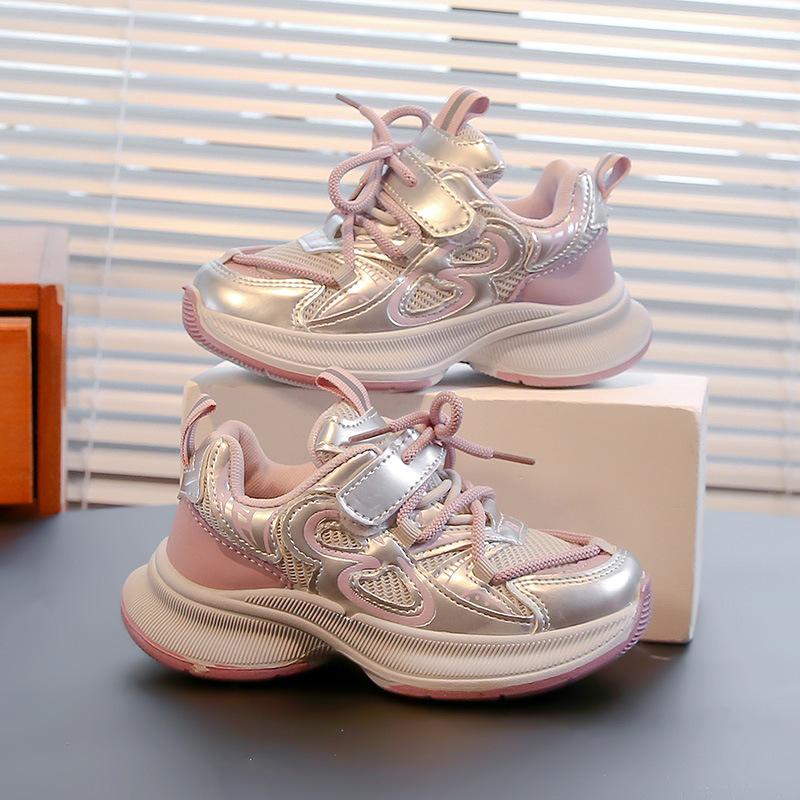 Kids Girls Heart Decorated Breathable Casual Sneakers 26 красный
Kids Girls Heart Decorated Breathable Casual Sneakers 26 красный