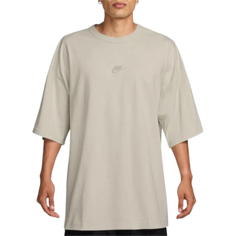 Nike Solid Color Loose Fit Drop Shoulder Round Neck Short Sleeve T-Shirt Men Tops Light-Bone HF9607-072 M
Nike Solid Color Loose Fit Drop Shoulder Round Neck Short Sleeve T-Shirt Men Tops Light-Bone HF9607-072 M