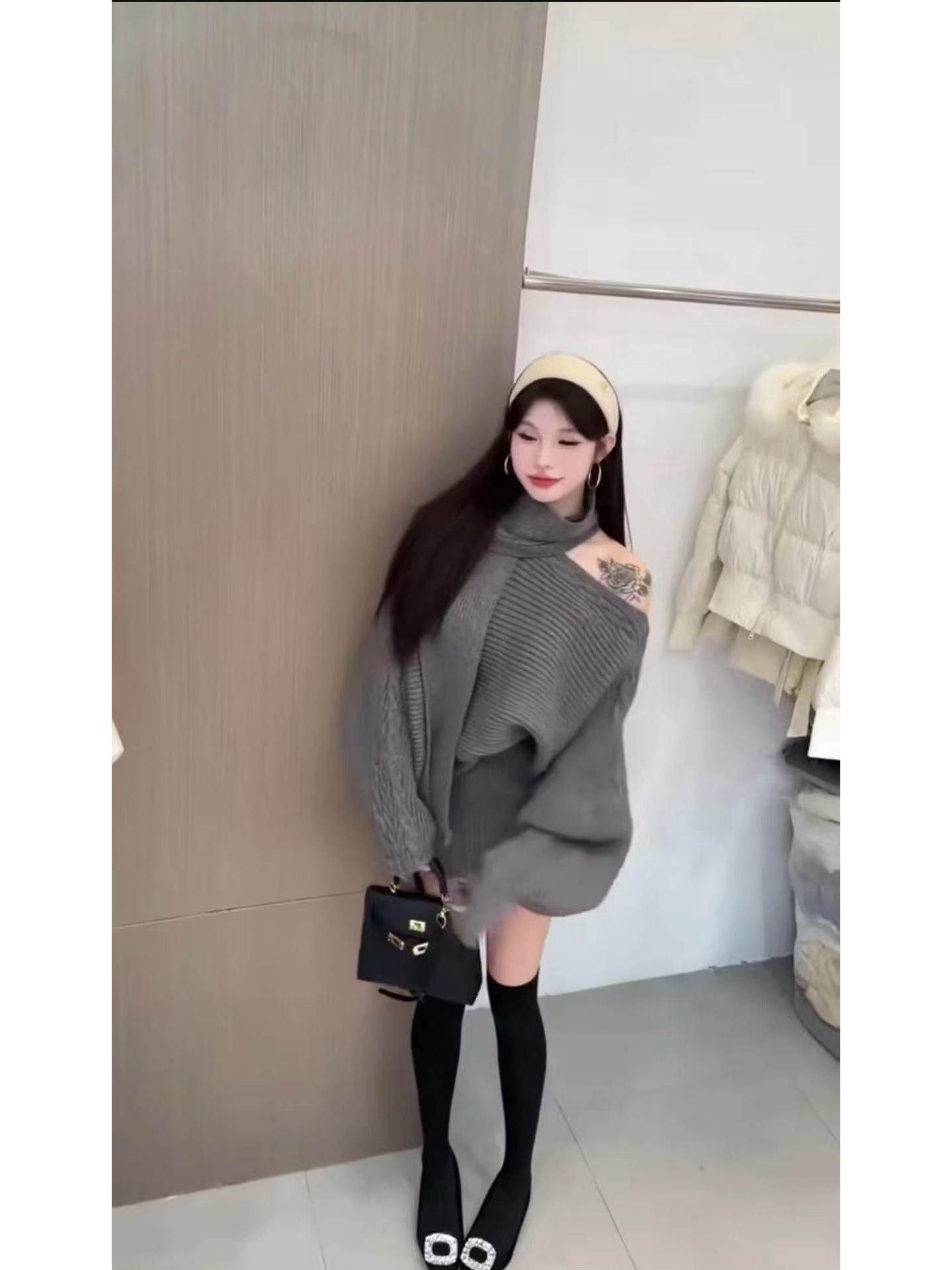 Women s Red Knit Off-Shoulder Sweater and Skirt Set with Scarf - Winter 2025 Collection One Size серый
Women s Red Knit Off-Shoulder Sweater and Skirt Set with Scarf - Winter 2025 Collection One Size серый