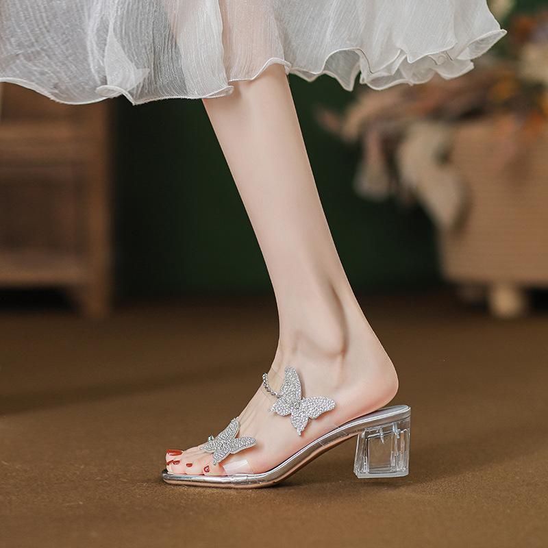 Square head thick heel butterfly rhinestone, sandals worn with skirt, children s summer 2025 new high-end sense 34
Square head thick heel butterfly rhinestone, sandals worn with skirt, children s summer 2025 new high-end sense 34
