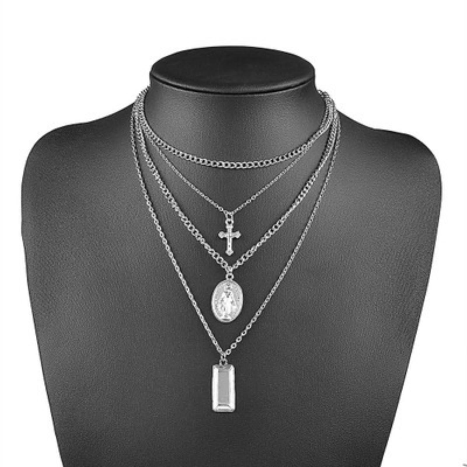 Retro-inspired, And Distinctive European- Alloy Cross Pendant Necklace With Design One Size срібний
Retro-inspired, And Distinctive European- Alloy Cross Pendant Necklace With Design One Size срібний