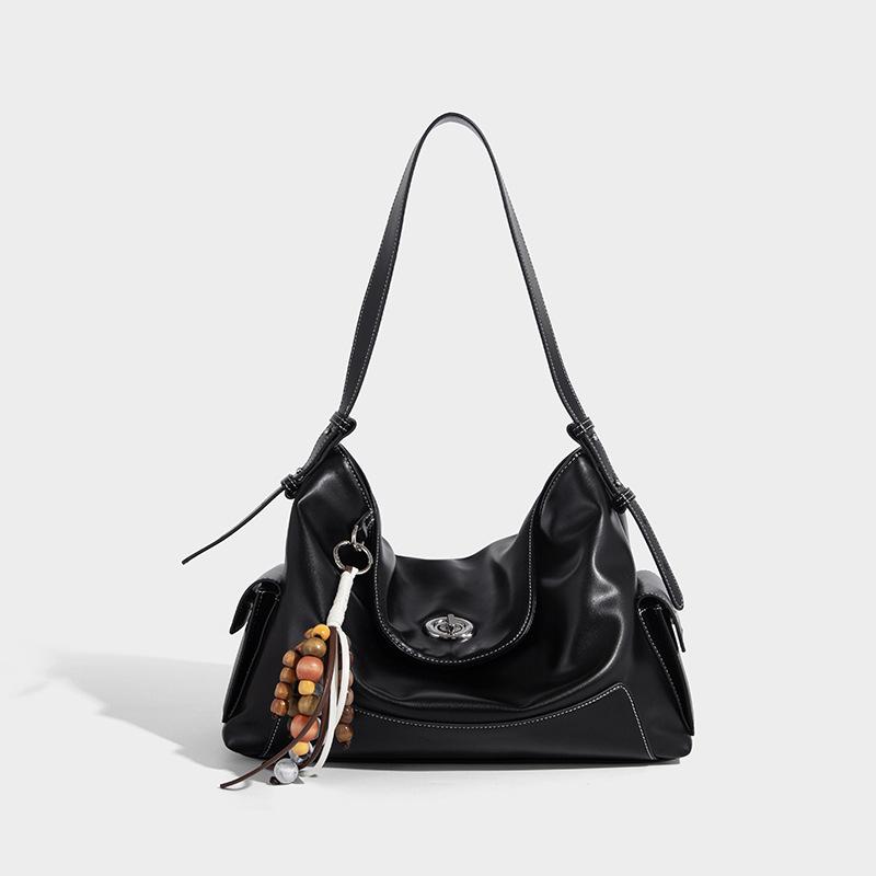 Fashion Women s Bag 2025 New Oil Wax Leather Single Shoulder Crossbody Soft Bag High-end Handbag Commuter Messenger Underarm Bag Black(without Pendant
Fashion Women s Bag 2025 New Oil Wax Leather Single Shoulder Crossbody Soft Bag High-end Handbag Commuter Messenger Underarm Bag Black(without Pendant