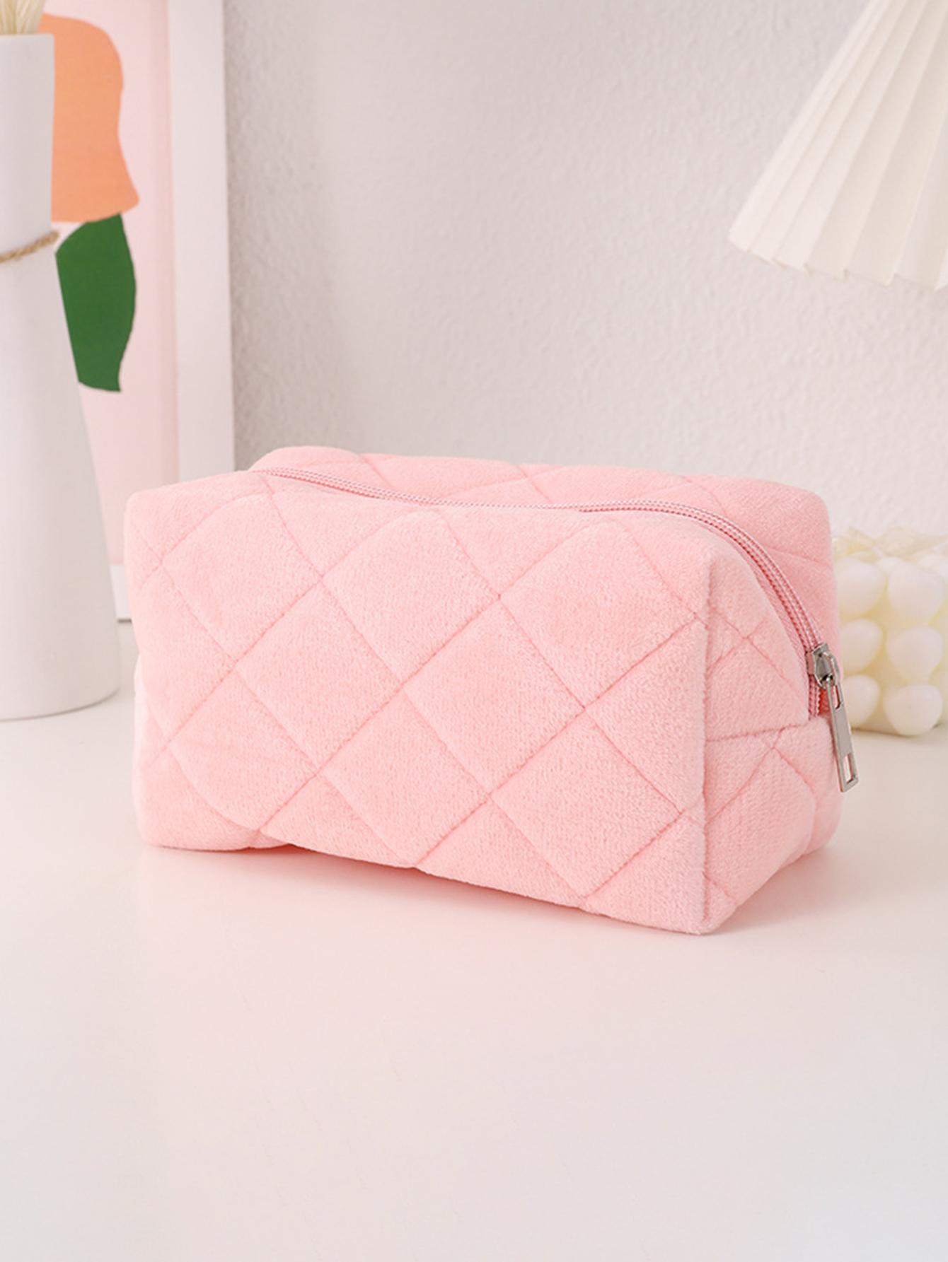 Cute diamond shape pattern pencil case, creative large-capacity stationery storage bag, stylish portable school supplies
Cute diamond shape pattern pencil case, creative large-capacity stationery storage bag, stylish portable school supplies