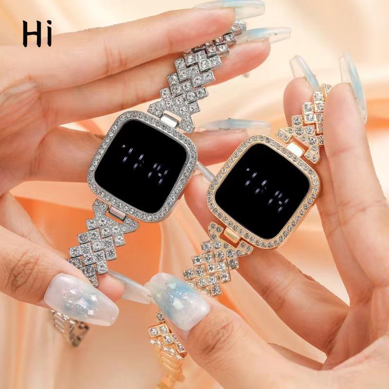 Поставка модных светодиодных электронных часов, сенсорных электронных часов. белый
Поставка модных светодиодных электронных часов, сенсорных электронных часов. белый