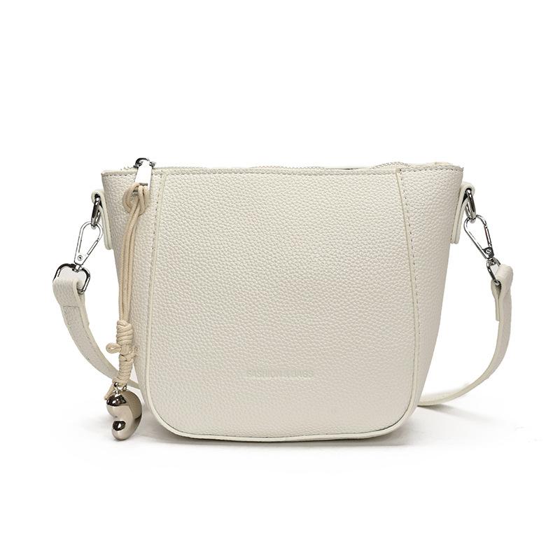 Новая Модная Сумка Мессенджер на Плечо Женская
Новая Модная Сумка Мессенджер на Плечо Женская