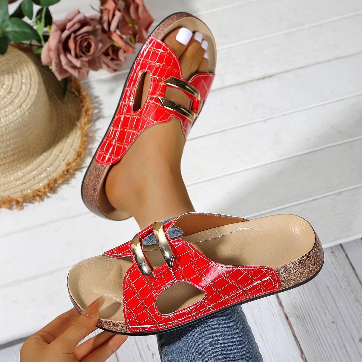 Модные женские тапочки на платформе, сандалии-слипоны, летняя уличная дизайнерская обувь, металлическая пряжка, удобные тапочки на платформе, шлепанцы женские 36
Модные женские тапочки на платформе, сандалии-слипоны, летняя уличная дизайнерская обувь, металлическая пряжка, удобные тапочки на платформе, шлепанцы женские 36