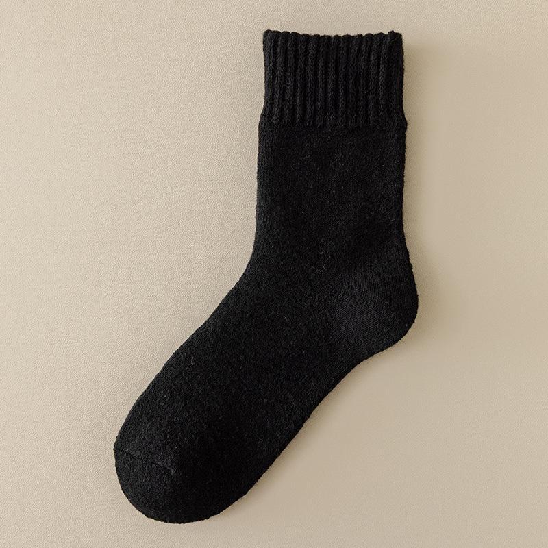 Мужские шерстяные носки средней длины — толстые и теплые, дышащие, впитывающие пот, однотонные, идеально подходят для осени и зимы One Size чёрный
Мужские шерстяные носки средней длины — толстые и теплые, дышащие, впитывающие пот, однотонные, идеально подходят для осени и зимы One Size чёрный
