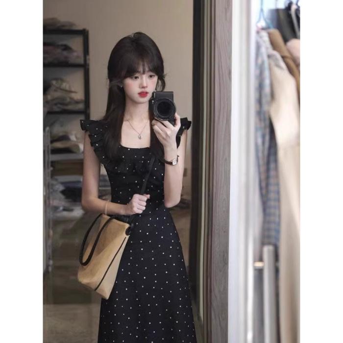 Black polka dot doll collar dress children waist temperament design sense niche gentle vacation style long dress summer XL чорний
Black polka dot doll collar dress children waist temperament design sense niche gentle vacation style long dress summer XL чорний