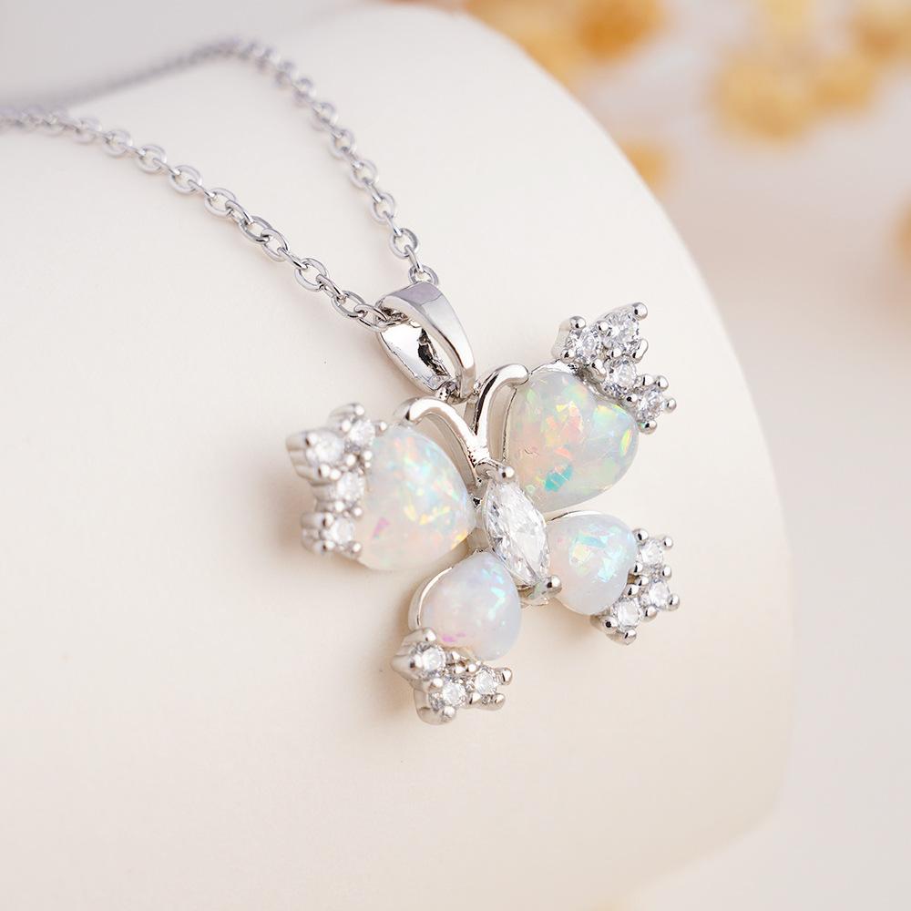Colorful Resin Heart Zircon Butterfly Pendant Necklace for Women Girls Stainless Steel Chain Sweet Cute Collar Jewelry Gifts
Colorful Resin Heart Zircon Butterfly Pendant Necklace for Women Girls Stainless Steel Chain Sweet Cute Collar Jewelry Gifts