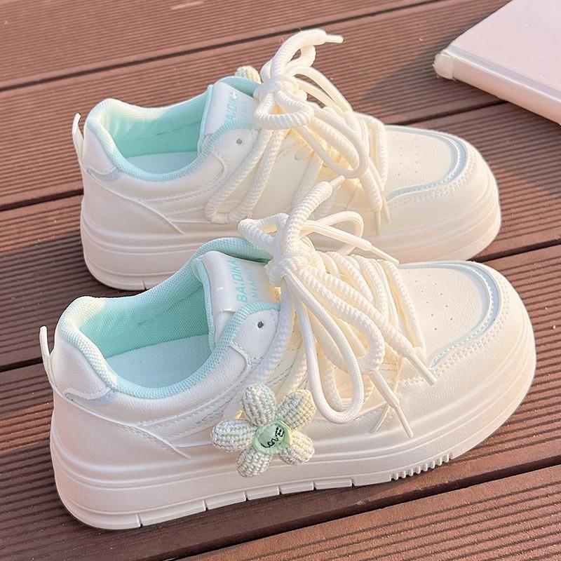 Little white shoes women s new spring and autumn niche shoes women s trendy versatile casual platform sports board shoes 40
Little white shoes women s new spring and autumn niche shoes women s trendy versatile casual platform sports board shoes 40