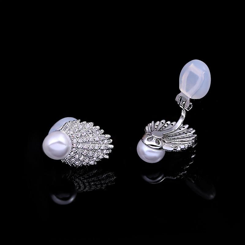 Elegant Zircon Pearl Silver Needle Earrings, Versatile Ear Cuff for Non-Pierced Ears, Luxurious High-End Jewelry for Women
Elegant Zircon Pearl Silver Needle Earrings, Versatile Ear Cuff for Non-Pierced Ears, Luxurious High-End Jewelry for Women