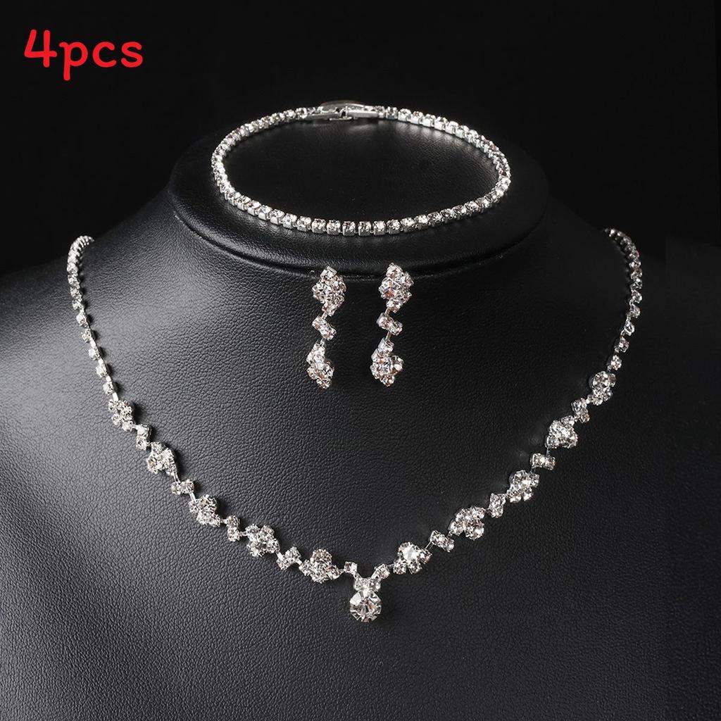 Edition Diamond Jewelry Set With Alloy Necklace Earrings And Bracelet For Women серебряный
Edition Diamond Jewelry Set With Alloy Necklace Earrings And Bracelet For Women серебряный