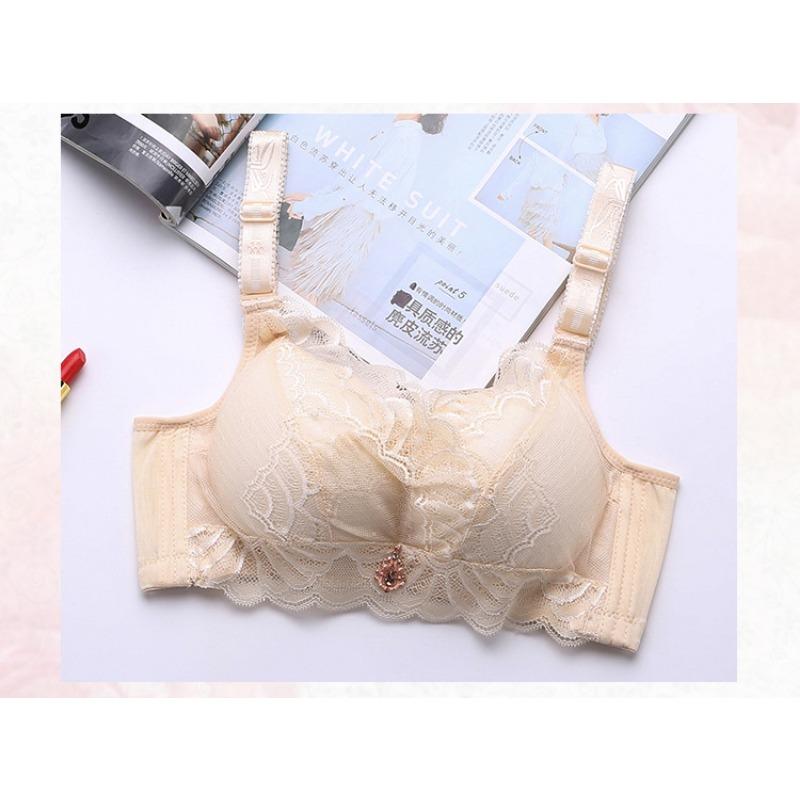 Top thin and bottom thick adjustment underwear lace no steel ring gathering three-breasted stylish bra 90B
Top thin and bottom thick adjustment underwear lace no steel ring gathering three-breasted stylish bra 90B