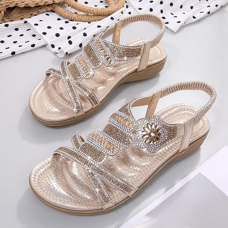 Lady shoes large size women s shoes outer flower pattern rhinestone sandals flat bottom large size sandals women 36
Lady shoes large size women s shoes outer flower pattern rhinestone sandals flat bottom large size sandals women 36