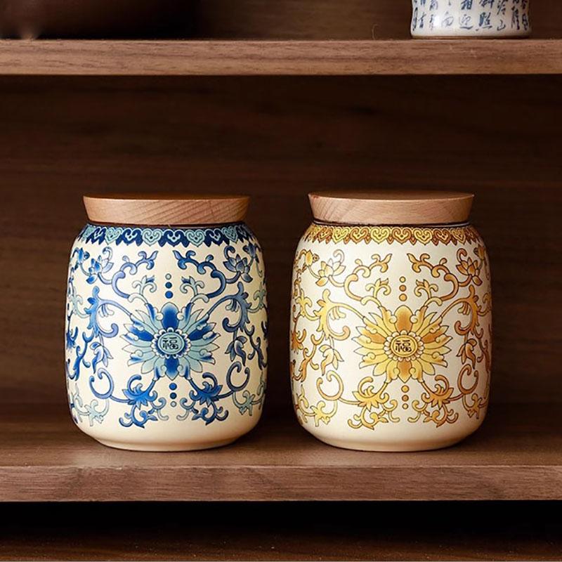 Blue and White Porcelain Tea Caddy Portable Mini Ceramic Candy Coffee Bean Medicinal Herb Sealed Jar Travel Tea Can Home Decor
Blue and White Porcelain Tea Caddy Portable Mini Ceramic Candy Coffee Bean Medicinal Herb Sealed Jar Travel Tea Can Home Decor