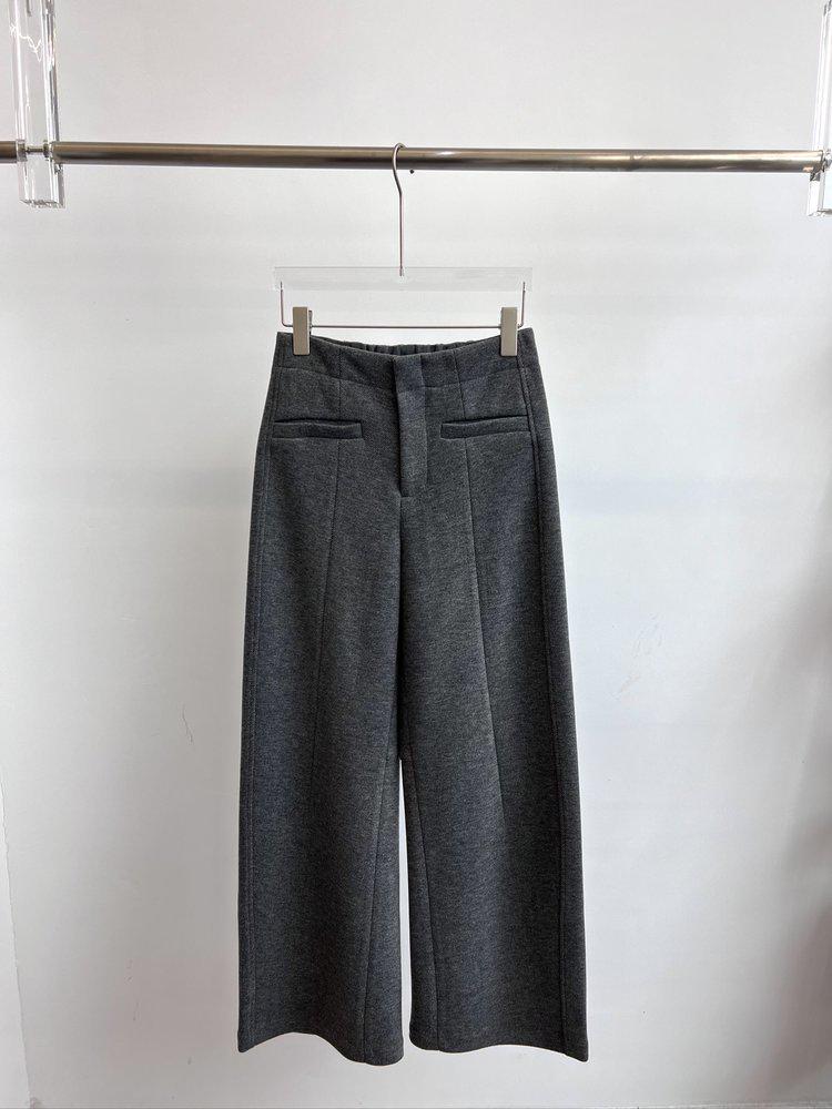Drunk Flower Relaxed Fit Lyocell-Wool Blend Elastic Waist Pants Medium
Drunk Flower Relaxed Fit Lyocell-Wool Blend Elastic Waist Pants Medium