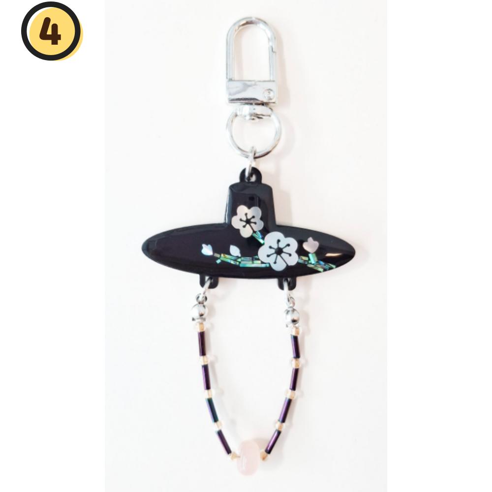 Наджон Чильги Корейский Брелок Гад Кит для DIY, K-товары, K-поп Охотники на демонов #4. Gold ball+purple
Наджон Чильги Корейский Брелок Гад Кит для DIY, K-товары, K-поп Охотники на демонов #4. Gold ball+purple