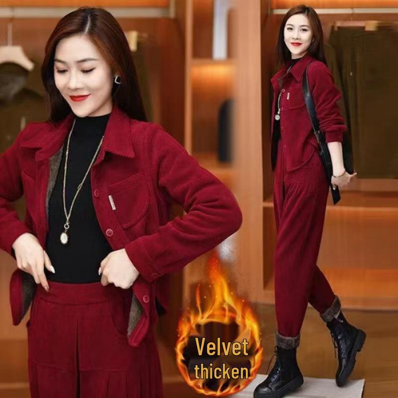 Stylish Red Fleece-Lined Jacket for Petite Women - Warm and Versatile for Autumn/Winter 2XL вина червоного кольору
Stylish Red Fleece-Lined Jacket for Petite Women - Warm and Versatile for Autumn/Winter 2XL вина червоного кольору