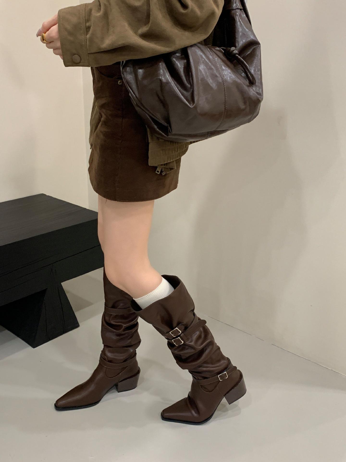 2025 new fashionable versatile European and American suede square heel knight boots long boots thin high boots women 39 темно-коричневого
2025 new fashionable versatile European and American suede square heel knight boots long boots thin high boots women 39 темно-коричневого