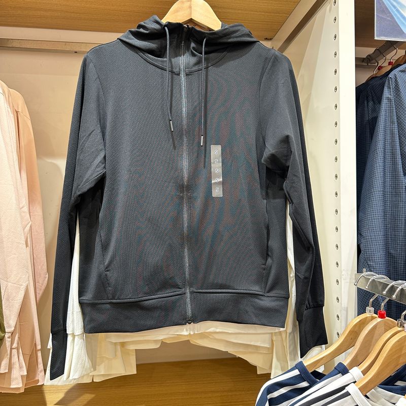 Примерочная Летняя Тонкая Одежда для Мгновенной Защиты от Солнца Женская Защищающая от УФ-лучей Охлаждающая Быстросохнущая Кофта с Капюшоном 476113 Black L
Примерочная Летняя Тонкая Одежда для Мгновенной Защиты от Солнца Женская Защищающая от УФ-лучей Охлаждающая Быстросохнущая Кофта с Капюшоном 476113 Black L