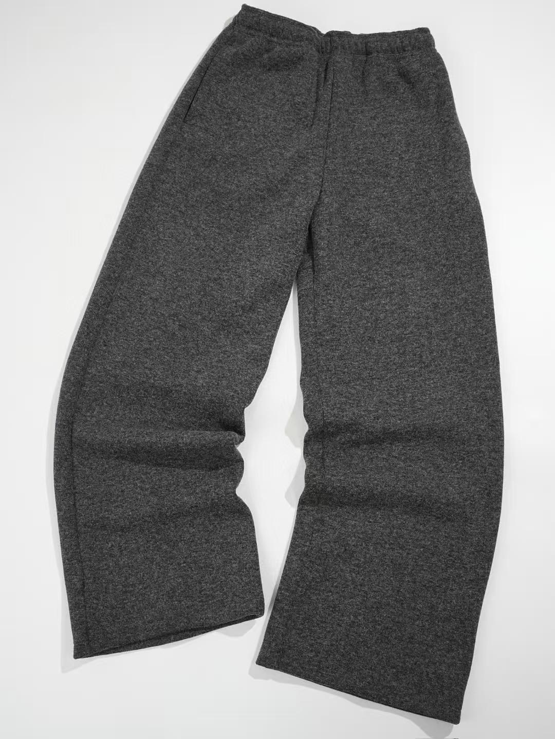 2025 Winter Women s Versatile Elastic Waist Straight Leg Velvet Pants 36
2025 Winter Women s Versatile Elastic Waist Straight Leg Velvet Pants 36