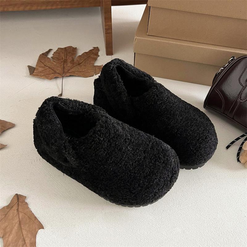 Модные женские теплые тапочки на платформе, плоские, пушистые, зимние, новая мода, теплые, повседневные, для улицы, нескользящие, с хлопковой подкладкой, женские тапочки из искусственного меха 35 чёрный
Модные женские теплые тапочки на платформе, плоские, пушистые, зимние, новая мода, теплые, повседневные, для улицы, нескользящие, с хлопковой подкладкой, женские тапочки из искусственного меха 35 чёрный