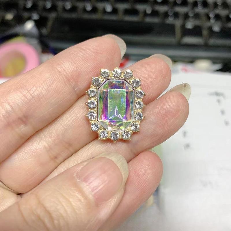 Восьмиугольные стразы для рукоделия, пришивные хрустальные пряжки, камни с золотыми серебряными когтями, женские ремни, аксессуары для шитья 10pcs разноцветный
Восьмиугольные стразы для рукоделия, пришивные хрустальные пряжки, камни с золотыми серебряными когтями, женские ремни, аксессуары для шитья 10pcs разноцветный