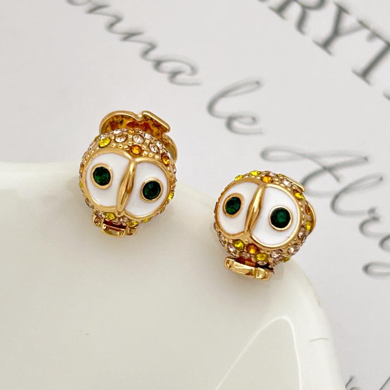 French Heavy Industry Full Diamond Owl Stud Earrings Light Luxury Fashion Trend Enamel Stud Earrings Unique Personality Cute Earrings Women
French Heavy Industry Full Diamond Owl Stud Earrings Light Luxury Fashion Trend Enamel Stud Earrings Unique Personality Cute Earrings Women