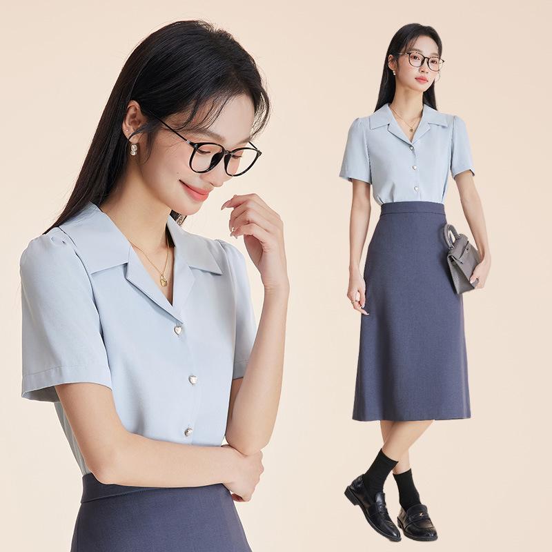 Women s Blue Chiffon Short-Sleeve Shirt with Turn-Down Collar for Spring/Summer - Ideal for Professional or Interview Attire Medium
Women s Blue Chiffon Short-Sleeve Shirt with Turn-Down Collar for Spring/Summer - Ideal for Professional or Interview Attire Medium