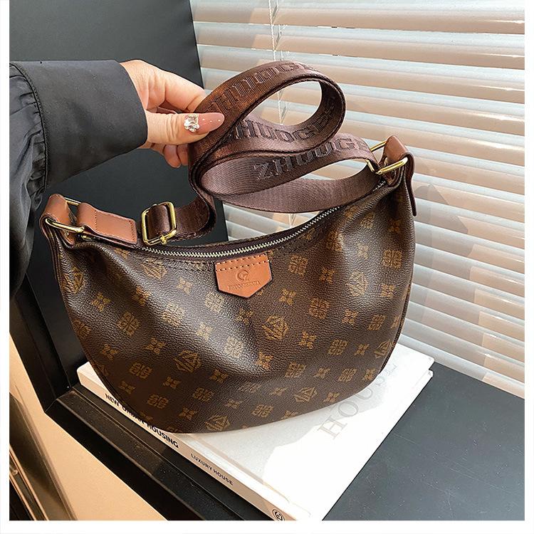 Прямая трансляция продвинутый смысл большая вместимость изысканная универсальная сумка через плечо кошелек-полумесяц сумка-пельмень портативная для поездок на работу 17cm*9cm*27cm
Прямая трансляция продвинутый смысл большая вместимость изысканная универсальная сумка через плечо кошелек-полумесяц сумка-пельмень портативная для поездок на работу 17cm*9cm*27cm