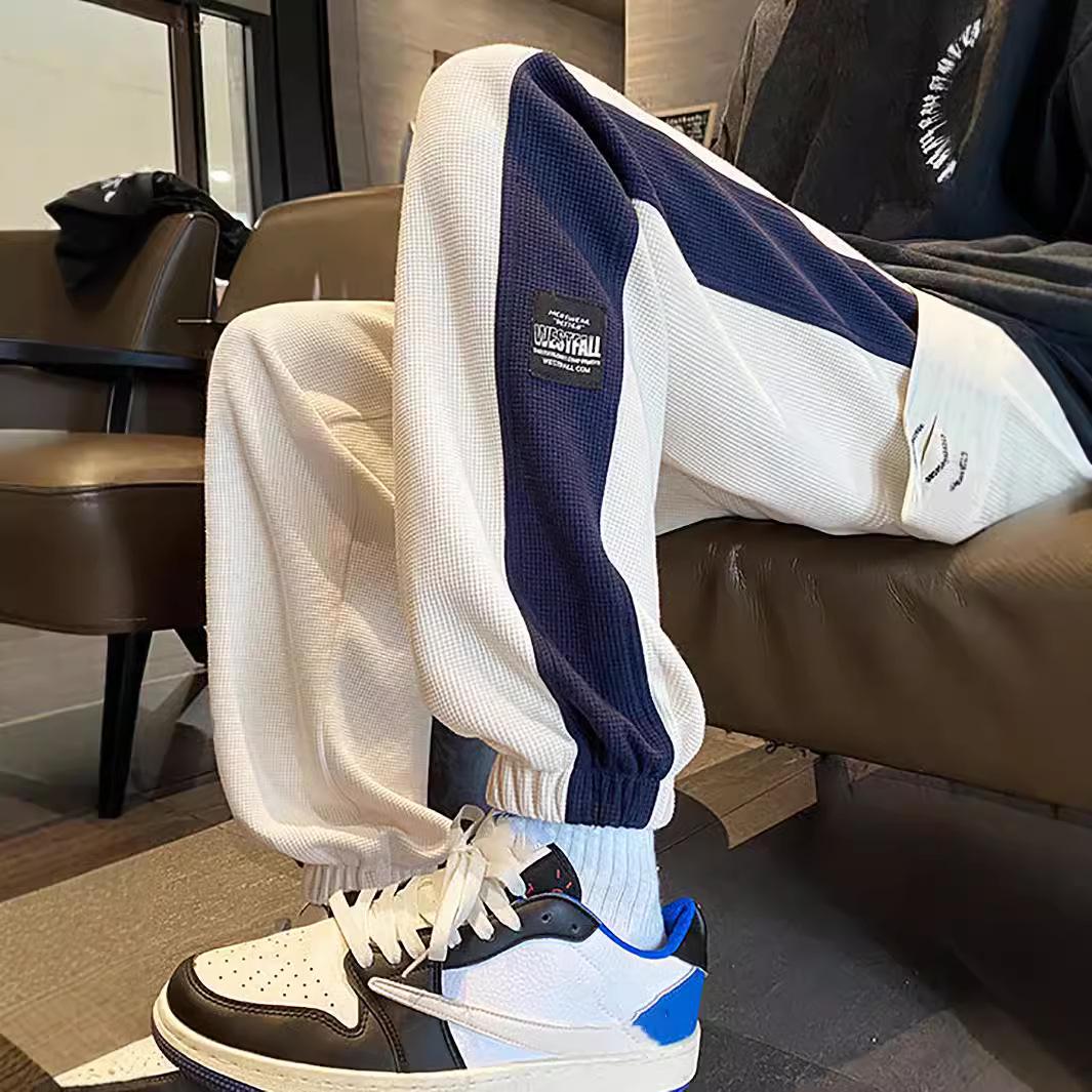 Men s Color Block College Style Cuffed Sweatpants for Spring & Autumn M темно-синього кольору
Men s Color Block College Style Cuffed Sweatpants for Spring & Autumn M темно-синього кольору